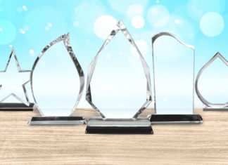 8 Meaningful and Practical End-of-Year Gifts for Employees