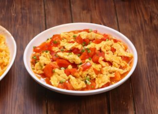 Delicious Tomato-Stuffed Steamed Egg Tips: How to ensure soft and tender texture