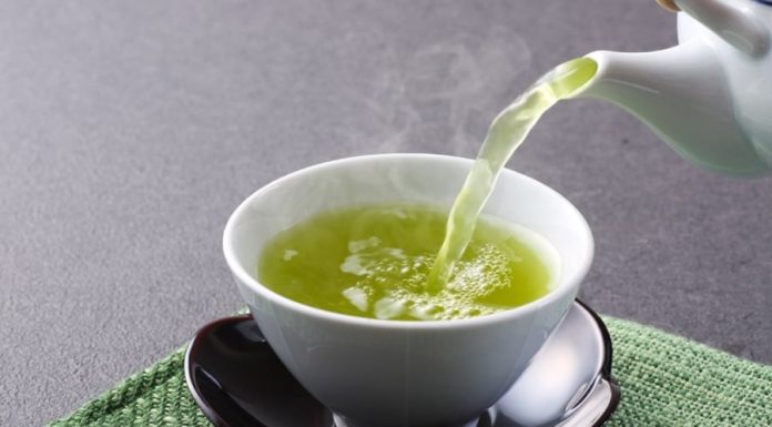 Two Types of ‘Devilish’ Water by K, Cheap Ingredients, Available in the Garden