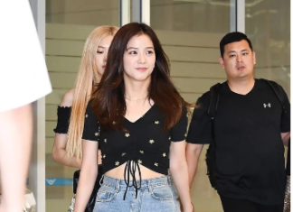 10 Fashionable Ways to Rock Wide Leg Jeans, Inspired by Korean Celebrities