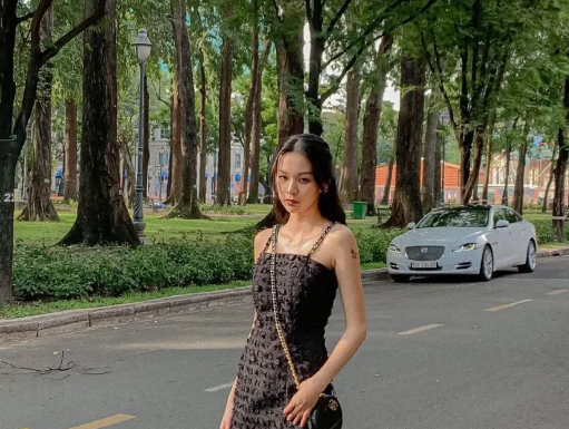 5 timeless dress styles that never go out of fashion