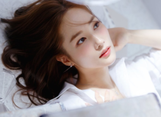 The Lucky Four: A Weekend of Wealth and Prosperity.