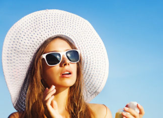 5 Common Misconceptions About Sunscreen That Many Women Fall Into