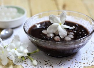 Don’t Add Cold Water When Cooking Black Bean Soup: Add This Ingredient to Save Time