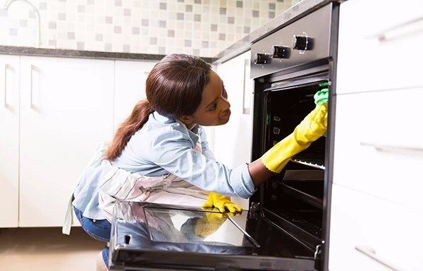 7 Tips for a Sparkling Clean and Time-Saving Kitchen