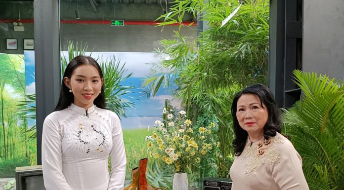 Mother-in-law from Củ Chi becomes a social media sensation, attracting many young women to wish to become her daughter-in-law.