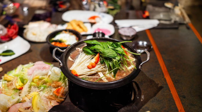 Winter Hotpot: Delicious and Healthy, but Beware of These Health Risks!