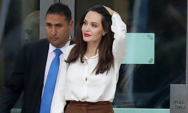 Stylish Fall Office Outfit Inspiration from Angelina Jolie