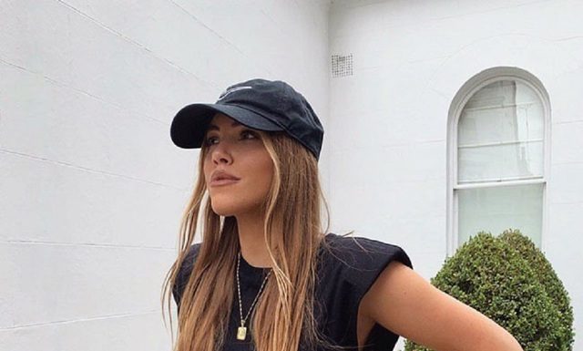 Tips for Stylishly Mixing Hats to Protect Your Skin and Receive Compliments