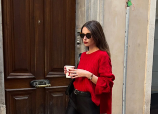 French women favor these 5 simple yet classy knitwear styles