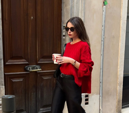 French women favor these 5 simple yet classy knitwear styles