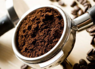 Don’t throw away your coffee grounds, use them this way and you’ll be amazed by the results