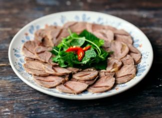 Delicious and Nutritious Beef Jerky Recipe for a Festive and Flavorful Lunar New Year Celebration
