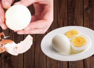 Add this to boiled eggs, a hundred pieces like a sleek smooth shell peels quickly without cracking.