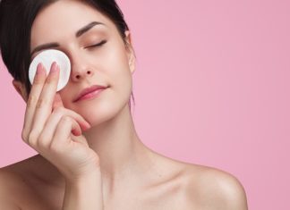 5 Ways to Use Makeup Remover Cotton Pads to Enhance Beauty, Save Money, and Improve Skin Flaws
