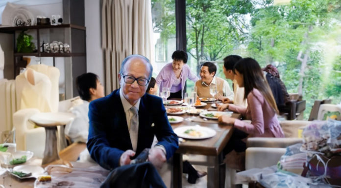The Personality of Tycoon Ly Gia Thanh Shown Through His Extravagant Home Meals – Parents, Remember to Teach Your Children