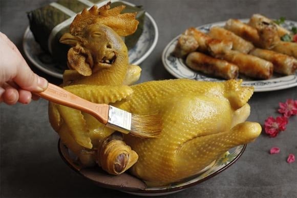 Scan a mixture solution onto the chicken skin, crispy golden boiled chicken, crack-free.