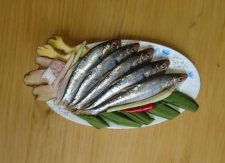Buy calcium-rich fish at Vietnamese markets for a cheaper price, it contains more omega-3 than milk and salmon. Don’t miss out!