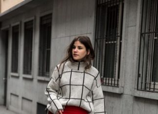 The Ultimate Guide to Curating Festive Ensembles: 6 Tips to Mix and Match for Christmas Cheer