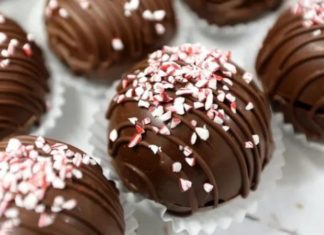 Hot Christmas Chocolate Bomb Recipe