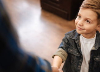 Raising a boy is like growing a tree, nurturing these 6 nutrients for a successful child