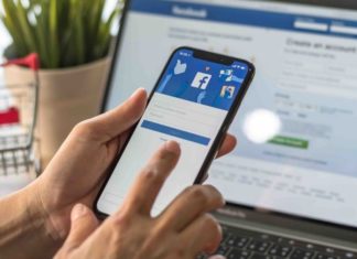 How to Create Engaging Questions for Facebook Stories and Interact with Friends