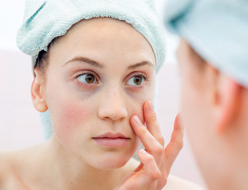 6 secrets to escape the tired, aging cat-eye look