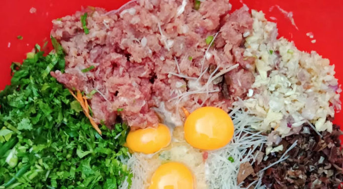 Before frying the spring rolls, do this one extra step, they will all turn golden and crispy, no soggy ones even if left for a while