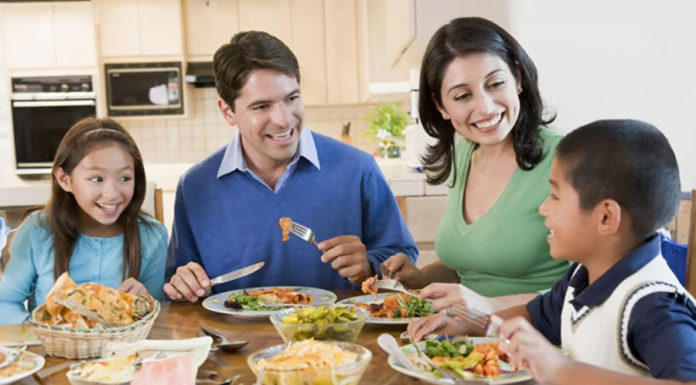 No matter how hard the family’s situation is, if parents keep these 3 things, the child will successfully become intelligent.