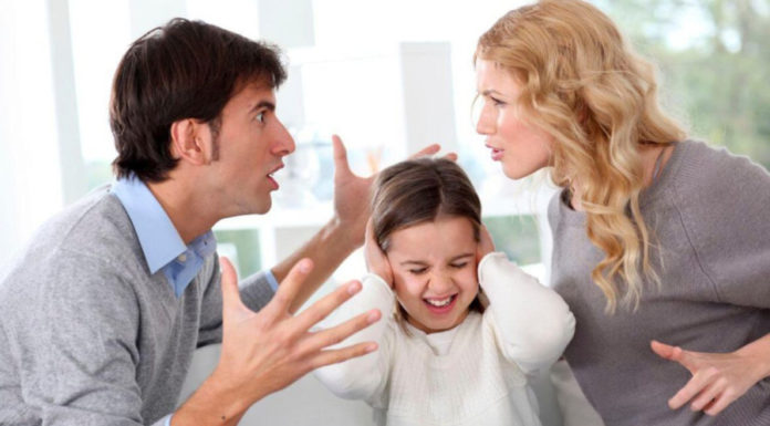 Types of Parents That Make Their Children Unhappy and Want to Stay Away, If You Love Your Children, Parents Need to Reflect on Themselves