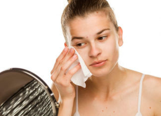 Anti-aging Skin Care Secrets: Banish Flaws and Keep Your Skin Radiant