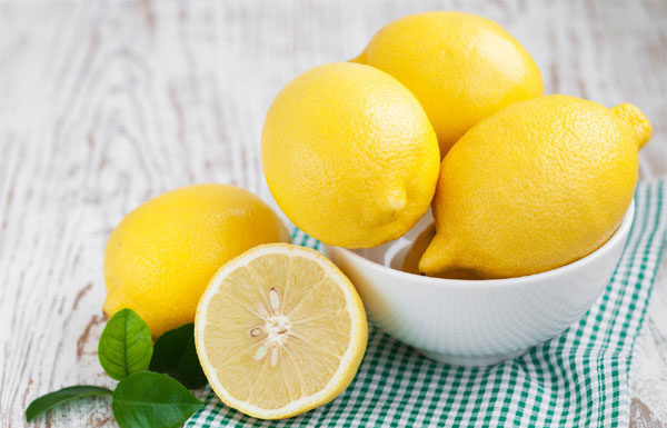 Quickly clean dirt in a high-speed pot