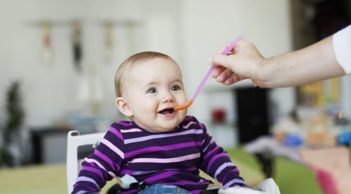 Bone broth, vegetable puree for babies: Should I use water or the broth? Many mothers make this mistake, causing their babies to miss the golden stage.