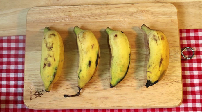 Banana Hack: Hydrate Your Skin, Banish Dandruff, and Shine Your Leather