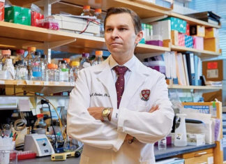 Lemon Water: The Secret to Looking 10 Years Younger, Why You Should Try It and the Right Way to Drink It