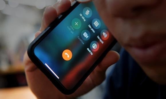 Avoid disaster by “tricking” scammers with these clever phone call strategies