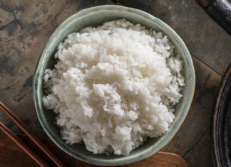 How to keep leftover rice delicious like freshly cooked rice