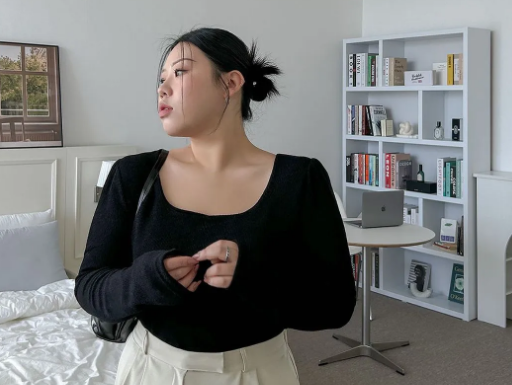 4 Fashionable Outfits Every Plus-Size Girl Should Invest In