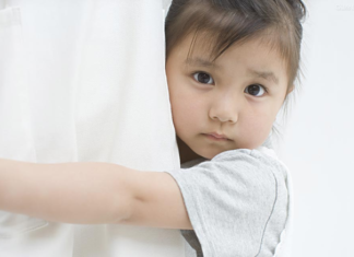 Why are children shy and lack confidence? Methods to help children become more confident in life.