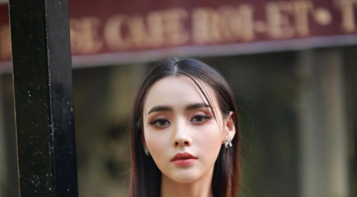 Double Your Luck: 4 Zodiac Signs Clearing Misfortune, Filling Pockets, and Splurging in September’s End