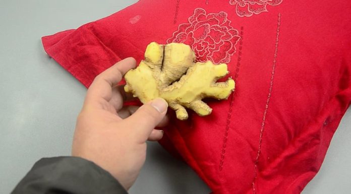 Place a few slices of ginger under your pillow before going to sleep and experience amazing benefits, both for men and women
