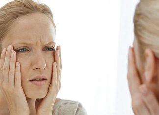 Eye-Sagging Dilemma? Master the Art of Concealing Flaws for a Youthful Look