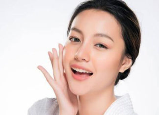 10 Important “Strategies” to Help Hydrate Dry Skin in Winter