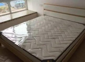 Should I remove the packaging film from the newly purchased mattress? The answer will surprise you.