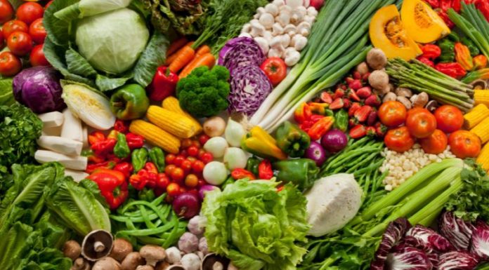 Check out these 5 natural foods that can reduce skin pigmentation