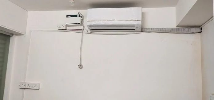 Does an air conditioner need to be unplugged when not in use?