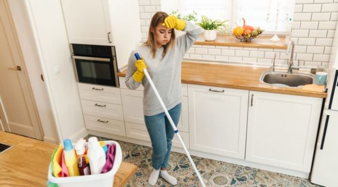 5 Easy Ways to Solve the Year-End Cleaning Nightmare: Number 4 is Surprisingly Simple