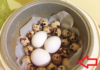 Cook Eggs Softly and Nutritiously Without Water by Placing a Piece of Food Wrap in the Pot