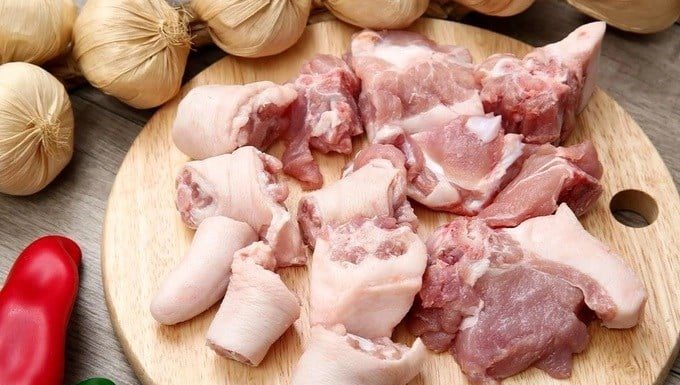 Two parts in pigs are as valuable as ginseng and bird’s nests, many people try to go to the market early to buy them.