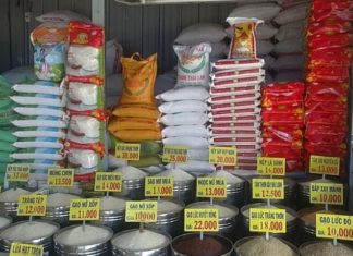 Should I buy rice by weight or by bag?